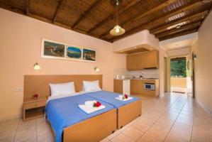 Dominoes Hotel